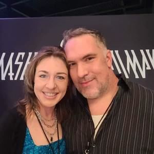 Meet your Posher, Leora